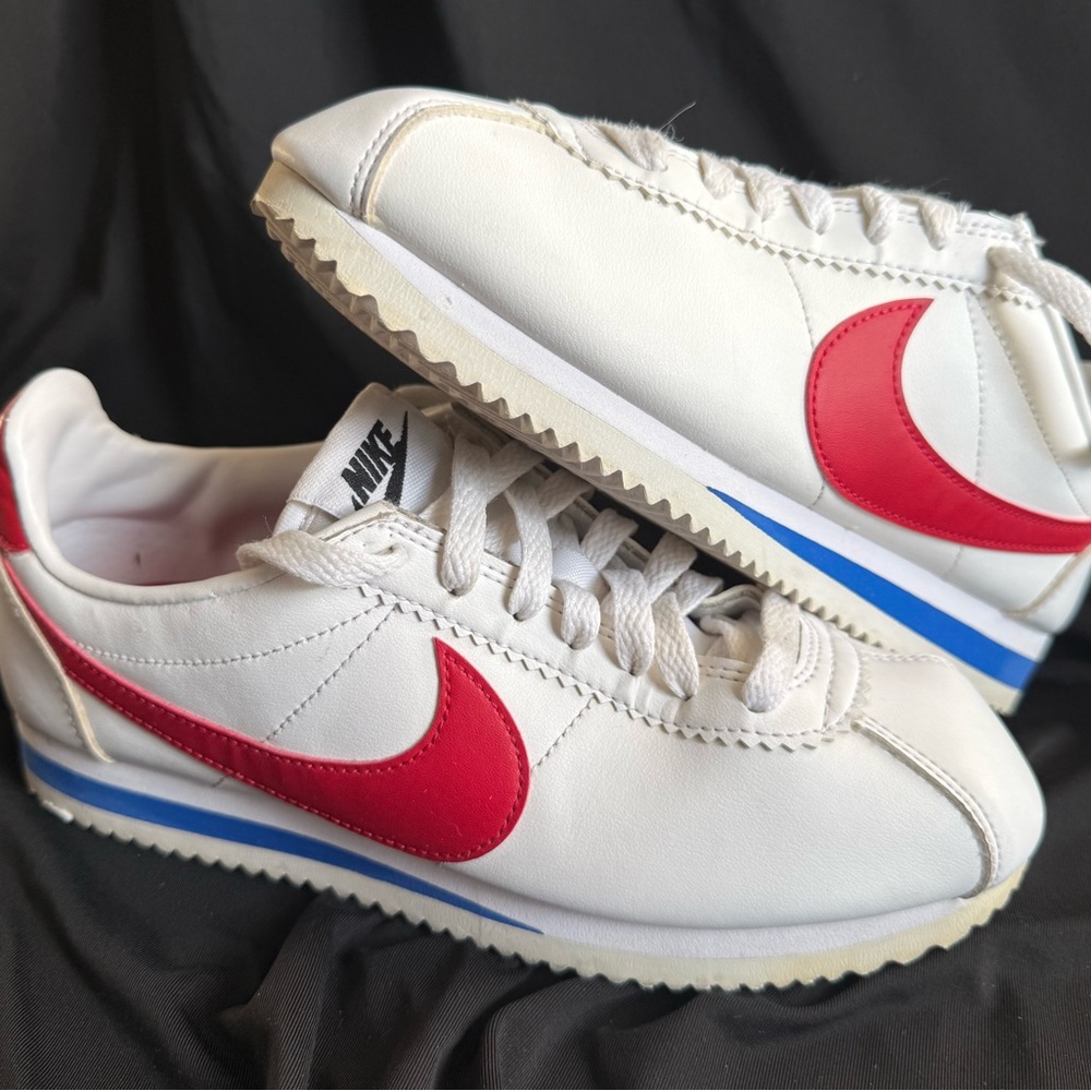 Nike Retro Cortez White Leather Sneakers with Red Swoosh - Picture 2 of 6